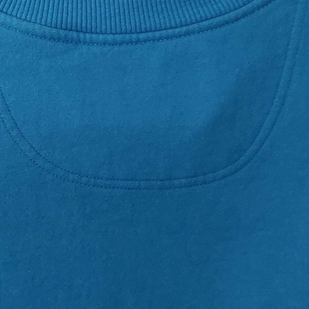 Champion Sweatshirt - Picture 6 of 7